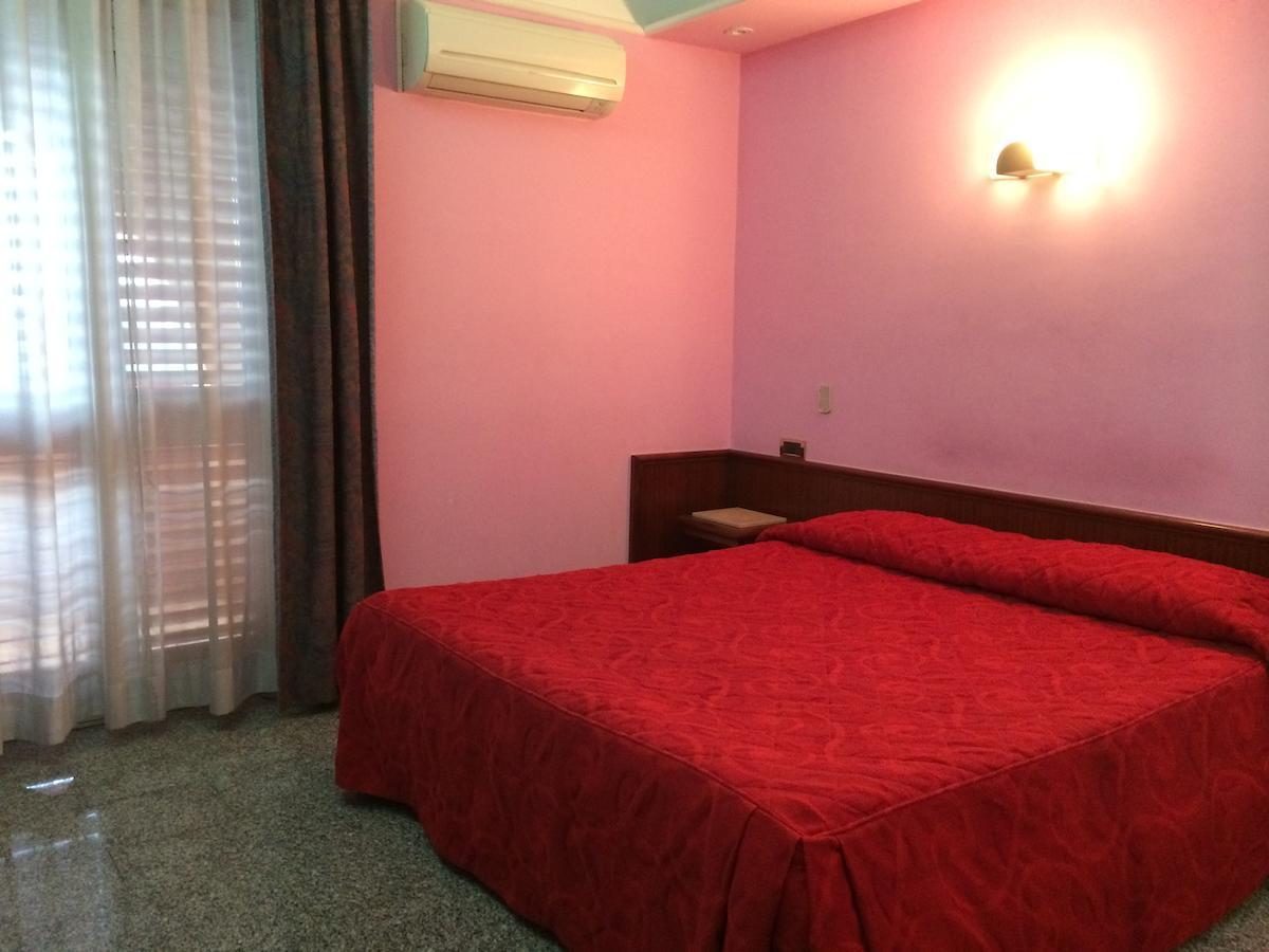 Hotel Re Di Cuori Caianello Zimmer foto